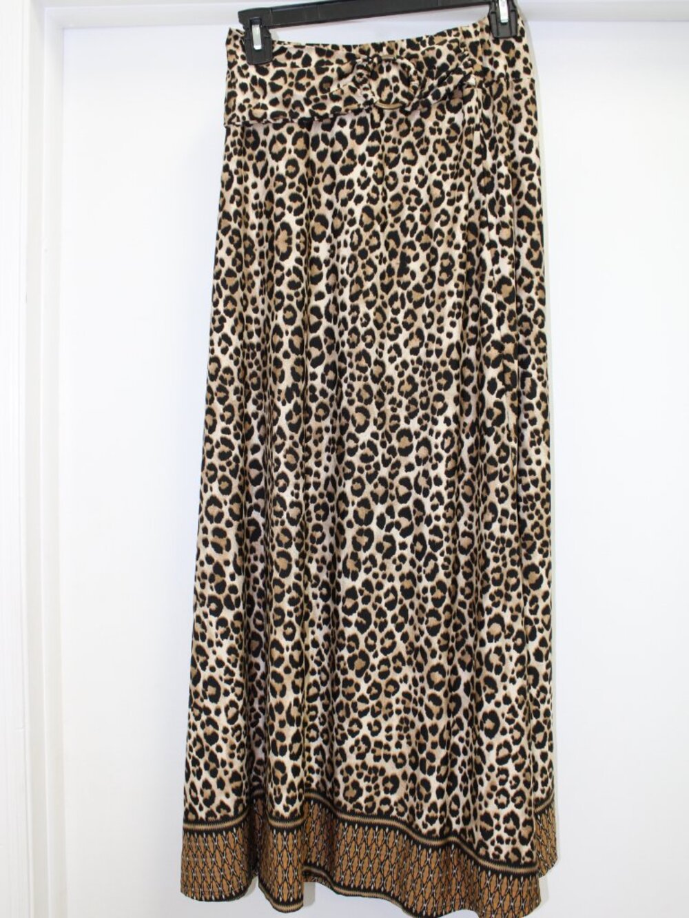 Robert Louis Leopard Print Maxi Skirt with Belt Accent - Size S
